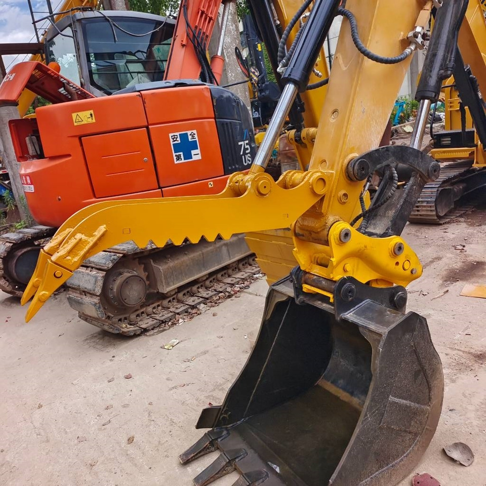 Sany SY 75 C - Máy xúc bánh xích: hình 3 Sany SY 75 C - Máy xúc bánh xích: hình 3