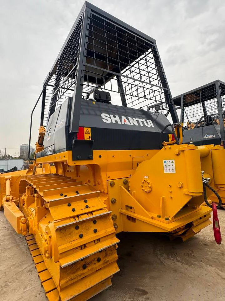 Shantui SD 22 F - Máy ủi: hình 3 Shantui SD 22 F - Máy ủi: hình 3