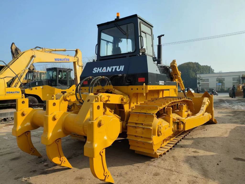 Shantui SD 22 - Máy ủi: hình 2 Shantui SD 22 - Máy ủi: hình 2