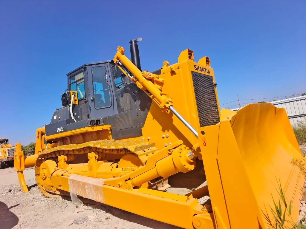 Shantui SD 32 - Máy ủi: hình 3 Shantui SD 32 - Máy ủi: hình 3