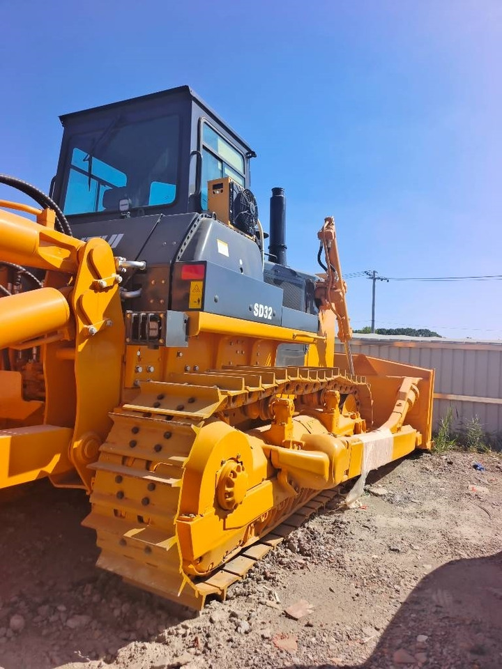 Shantui SD 32 - Máy ủi: hình 2 Shantui SD 32 - Máy ủi: hình 2