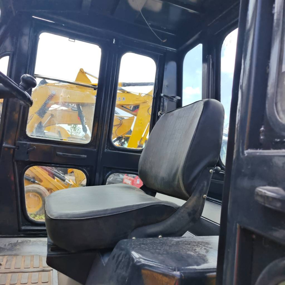 TCM FD100 - Xe nâng diesel: hình 5 TCM FD100 - Xe nâng diesel: hình 5