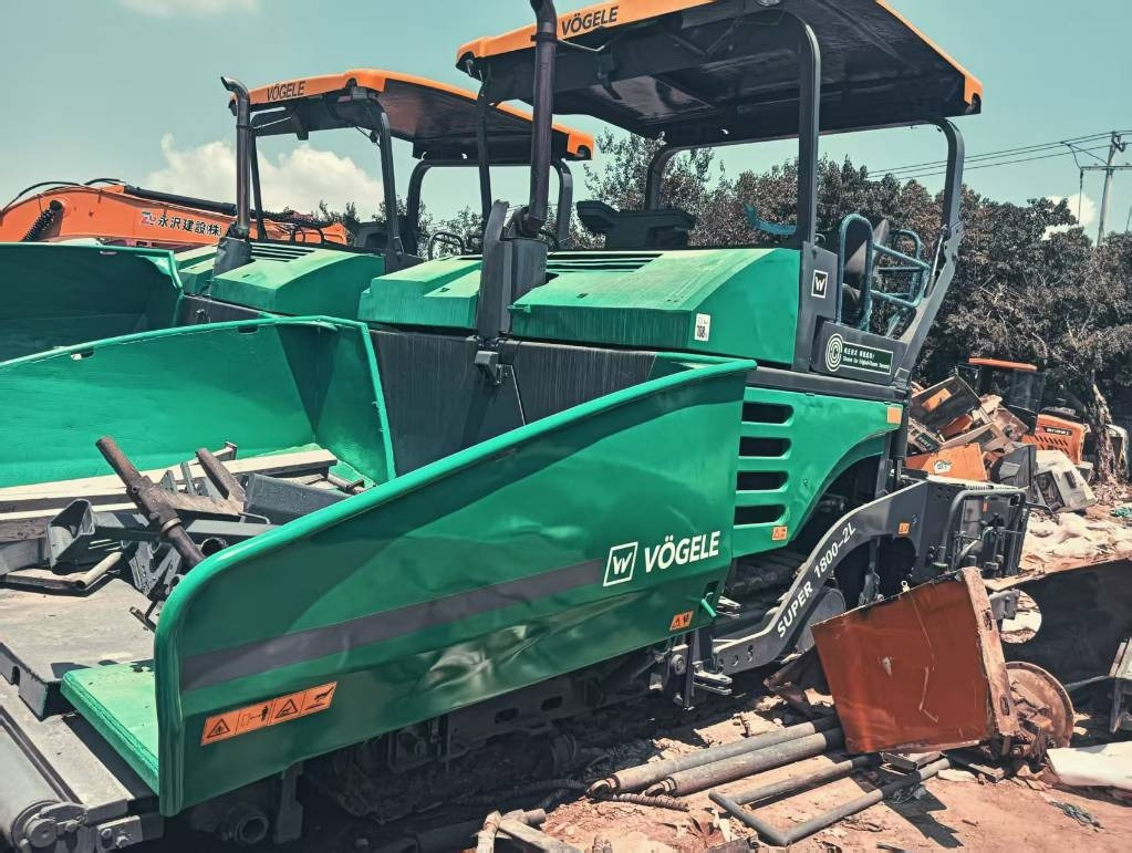 Vögele 1800-3 - Máy lát nhựa đường: hình 1 Vögele 1800-3 - Máy lát nhựa đường: hình 1