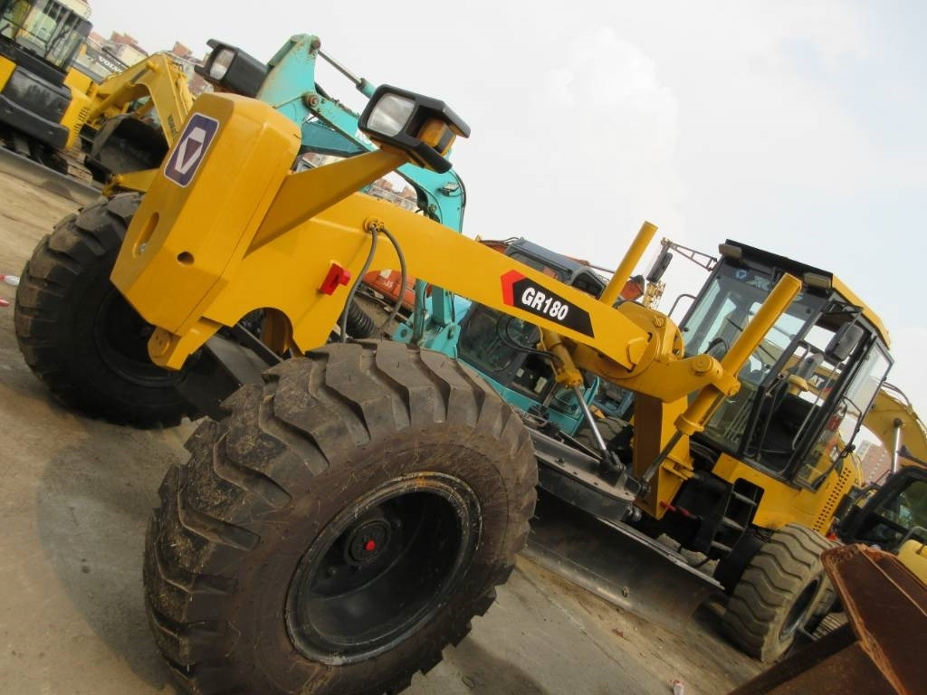 XCMG GR 180 - Máy san: hình 3 XCMG GR 180 - Máy san: hình 3