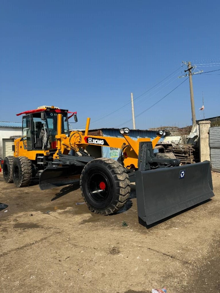 Cần cẩu tháp XCMG GR2153: hình 1