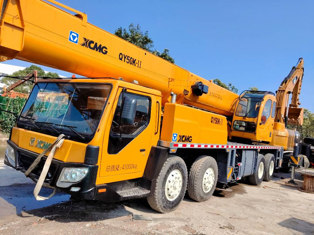 XCMG XCT 55 - Cần cẩu mọi địa hình: hình 5 XCMG XCT 55 - Cần cẩu mọi địa hình: hình 5