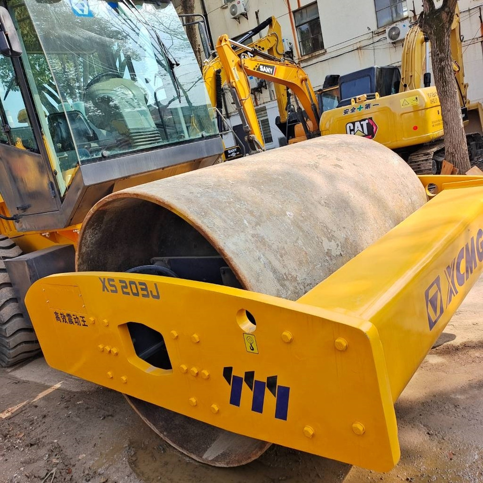 XCMG XS 203 J - Máy xúc bánh xích: hình 5 XCMG XS 203 J - Máy xúc bánh xích: hình 5