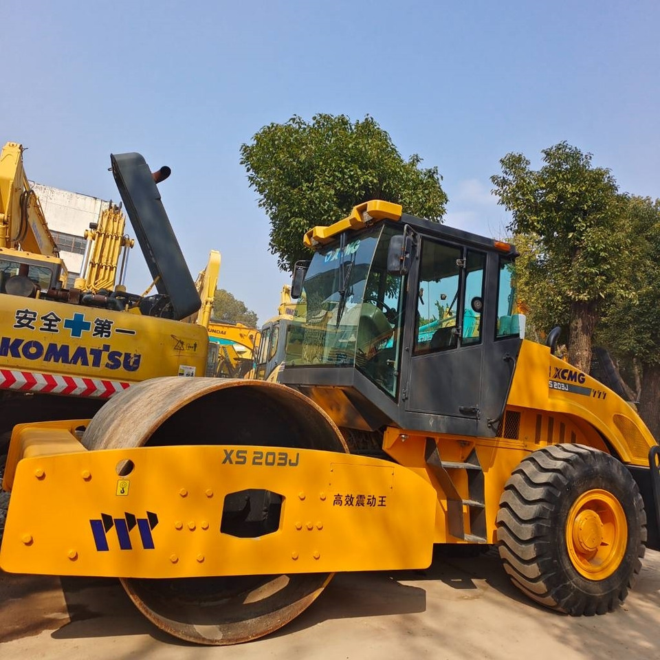 XCMG XS 203 J - Máy xúc bánh xích: hình 4 XCMG XS 203 J - Máy xúc bánh xích: hình 4