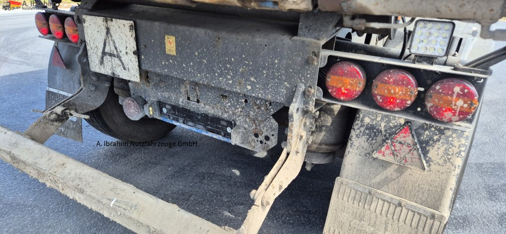 Kempf SKM 35/3 Leichter Schaden am Heck voll fahrbereit. - Sơ mi rơ moóc ben: hình 5 Kempf SKM 35/3 Leichter Schaden am Heck voll fahrbereit. - Sơ mi rơ moóc ben: hình 5
