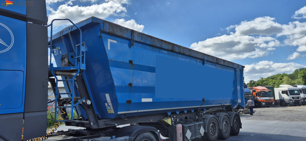 Kempf SKM 35/3 Leichter Schaden am Heck voll fahrbereit. - Sơ mi rơ moóc ben: hình 1 Kempf SKM 35/3 Leichter Schaden am Heck voll fahrbereit. - Sơ mi rơ moóc ben: hình 1