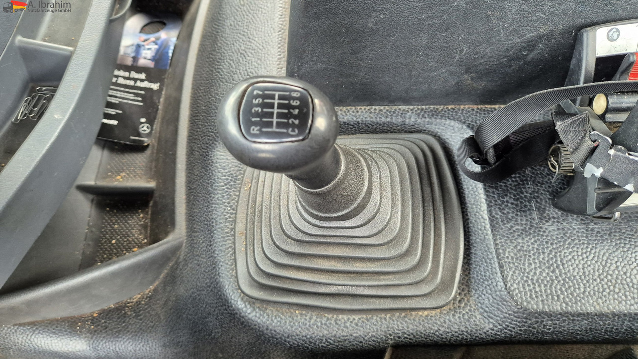 Xe tải thùng lửng/ Phẳng, Xe cẩu tự hành Mercedes-Benz 1833 HIAB Kran, Funk FB Scheckheft gepflegt bei Mercedes: hình 6