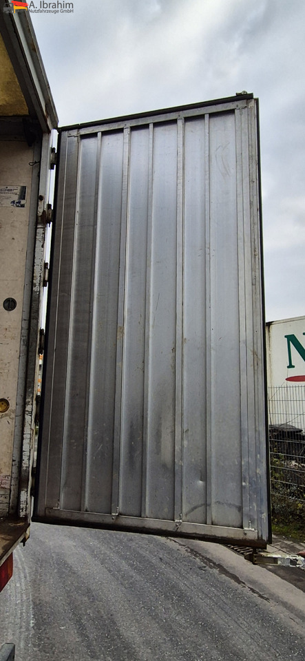 Mercedes-Benz 817  Möbelkoffer - Xe tải nhỏ thùng kín: hình 4 Mercedes-Benz 817  Möbelkoffer - Xe tải nhỏ thùng kín: hình 4