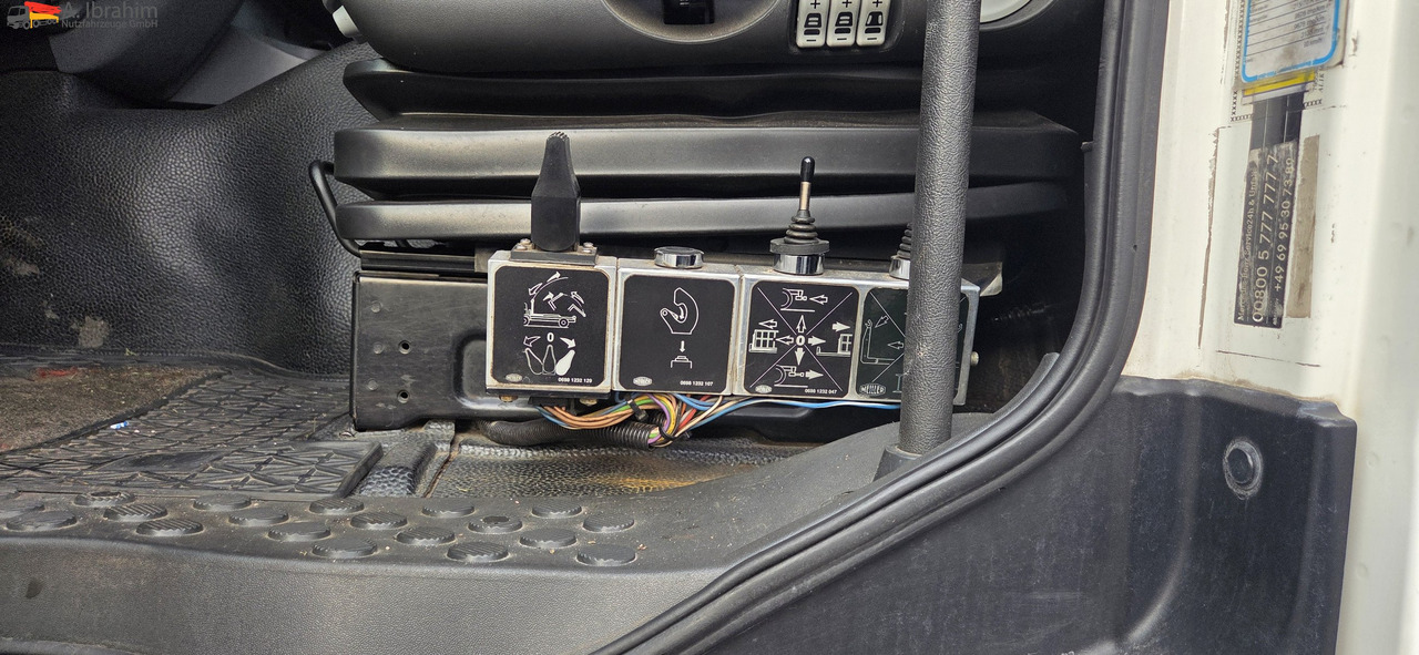 Mercedes-Benz DB 2541 Meiller RK 20.70 Lift-Lenkachse | 6x2 | mp3 - Xe tải nâng móc: hình 2 Mercedes-Benz DB 2541 Meiller RK 20.70 Lift-Lenkachse | 6x2 | mp3 - Xe tải nâng móc: hình 2