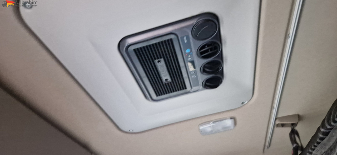 Scania R410 Retarder, Klima, Standklima Top Zustand!! - Xe tải thùng mui bạt: hình 4 Scania R410 Retarder, Klima, Standklima Top Zustand!! - Xe tải thùng mui bạt: hình 4