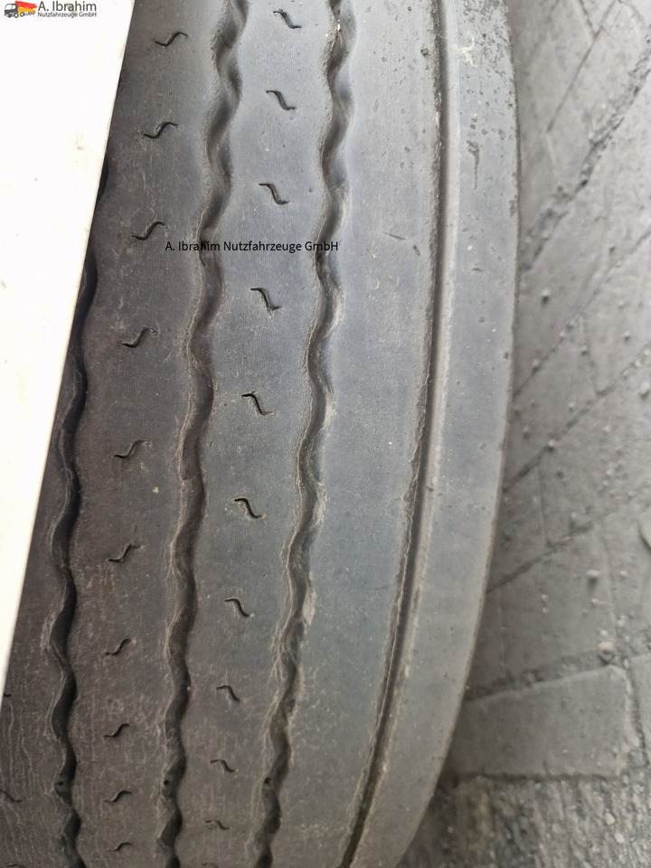 Wellmeyer TK018 Durchlader Frigoblock Zustand sauber, Durchlader, Portaltüren - Rơ moóc đông lạnh: hình 4 Wellmeyer TK018 Durchlader Frigoblock Zustand sauber, Durchlader, Portaltüren - Rơ moóc đông lạnh: hình 4