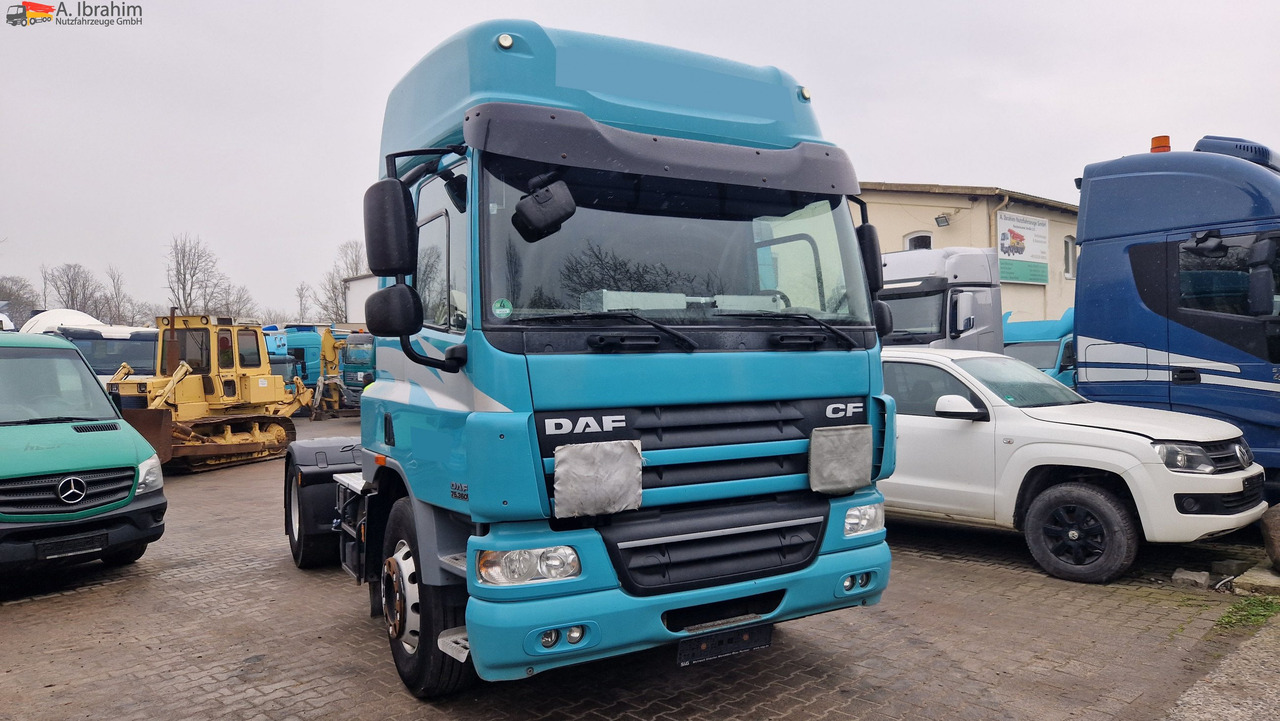 Daf FT CF 2x Nebenantrieb, Kipphydraulik deutsches Fahrzeug, fehlerfrei im Display - Xe đầu kéo: hình 2 Daf FT CF 2x Nebenantrieb, Kipphydraulik deutsches Fahrzeug, fehlerfrei im Display - Xe đầu kéo: hình 2
