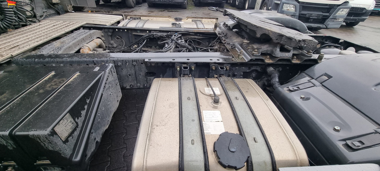 MAN 18.500 TGX Retarder, 2x Tank, Motorschaden !! - Xe đầu kéo: hình 5 MAN 18.500 TGX Retarder, 2x Tank, Motorschaden !! - Xe đầu kéo: hình 5