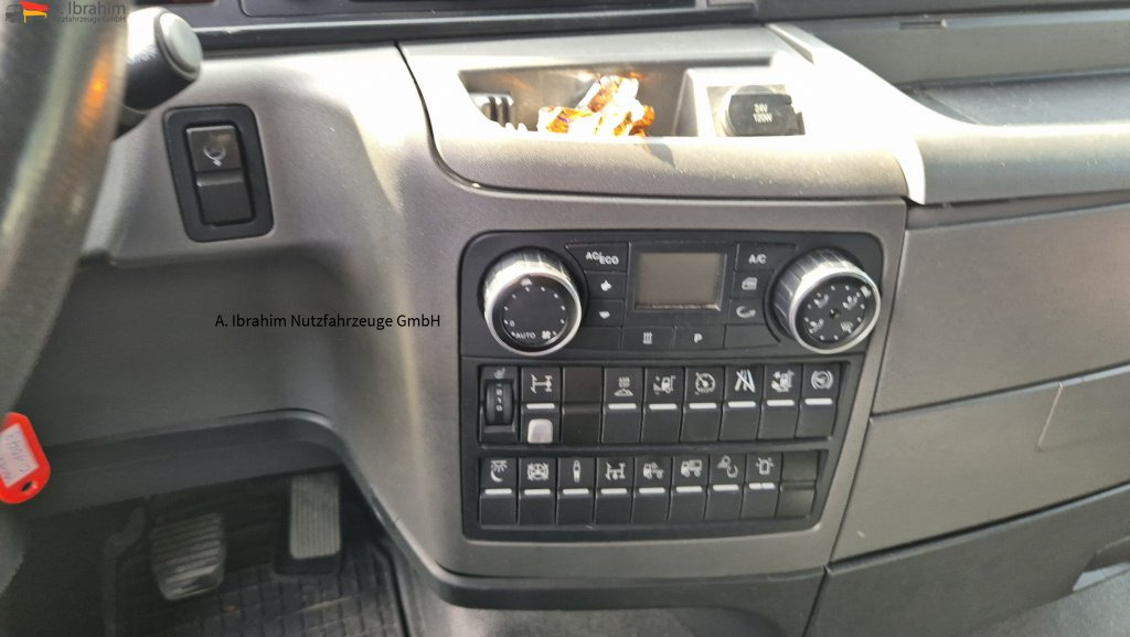 MAN TGX 18.440 Retarder, Klima, Standklima PTU für Kompressor - Xe đầu kéo: hình 4 MAN TGX 18.440 Retarder, Klima, Standklima PTU für Kompressor - Xe đầu kéo: hình 4
