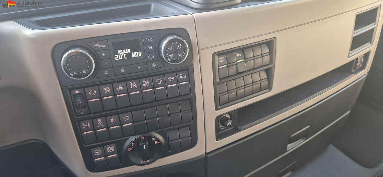 MAN TGX 18.500 Retarder | Standklima | XXL | 2x Tank | LED | deutsches Fahrzeug - Xe đầu kéo: hình 3 MAN TGX 18.500 Retarder | Standklima | XXL | 2x Tank | LED | deutsches Fahrzeug - Xe đầu kéo: hình 3