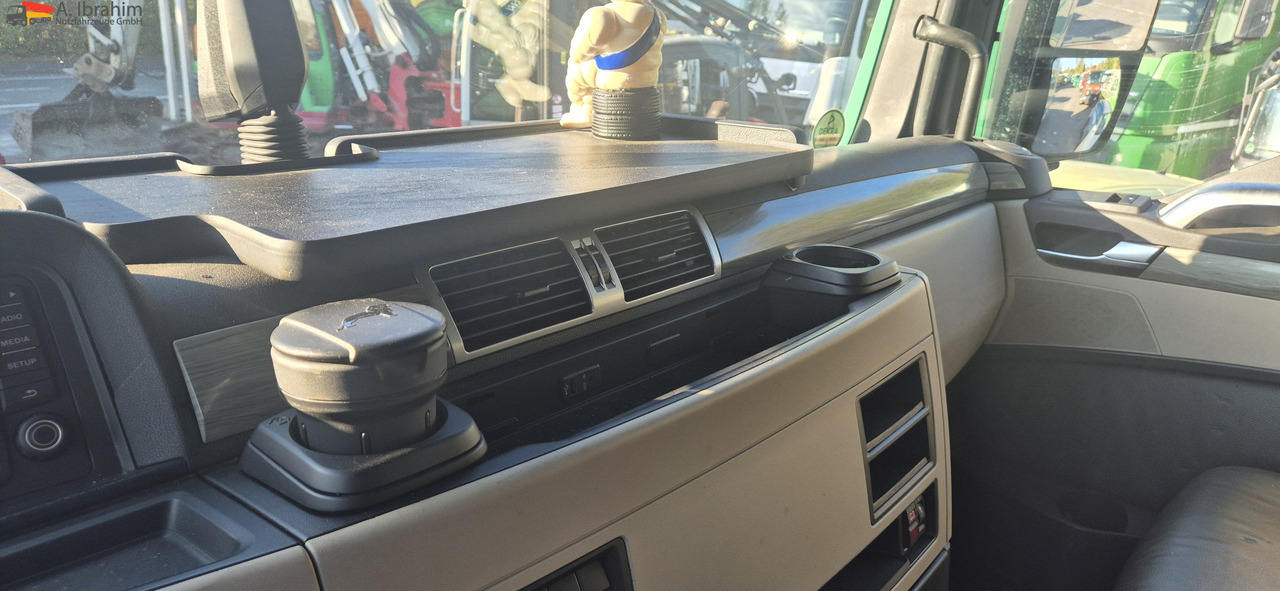 MAN TGX 18.500 Retarder | Standklima | XXL | 2x Tank | LED | deutsches Fahrzeug - Xe đầu kéo: hình 4 MAN TGX 18.500 Retarder | Standklima | XXL | 2x Tank | LED | deutsches Fahrzeug - Xe đầu kéo: hình 4