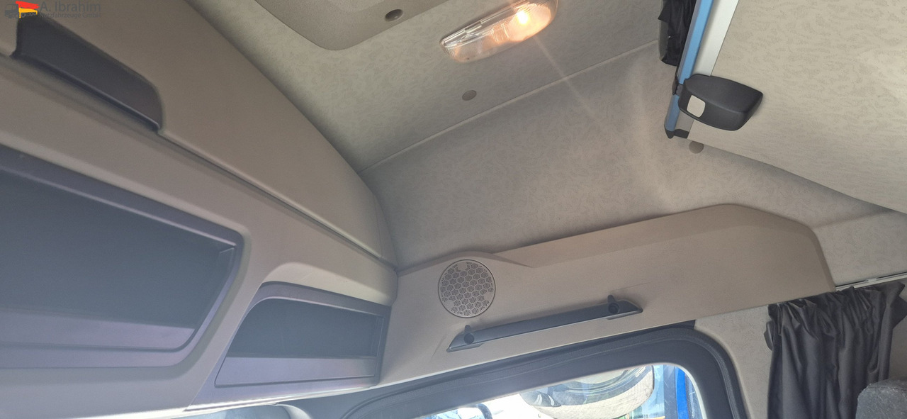 Mercedes-Benz 1840 Actros, 3x vorhanden, identisch - Xe đầu kéo: hình 4 Mercedes-Benz 1840 Actros, 3x vorhanden, identisch - Xe đầu kéo: hình 4