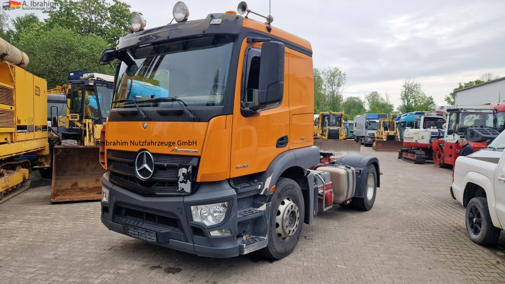 Mercedes-Benz 1840 Actros, 3x vorhanden, identisch deutsche Fahrzeuge einsatzbereit - Xe đầu kéo: hình 1 Mercedes-Benz 1840 Actros, 3x vorhanden, identisch deutsche Fahrzeuge einsatzbereit - Xe đầu kéo: hình 1