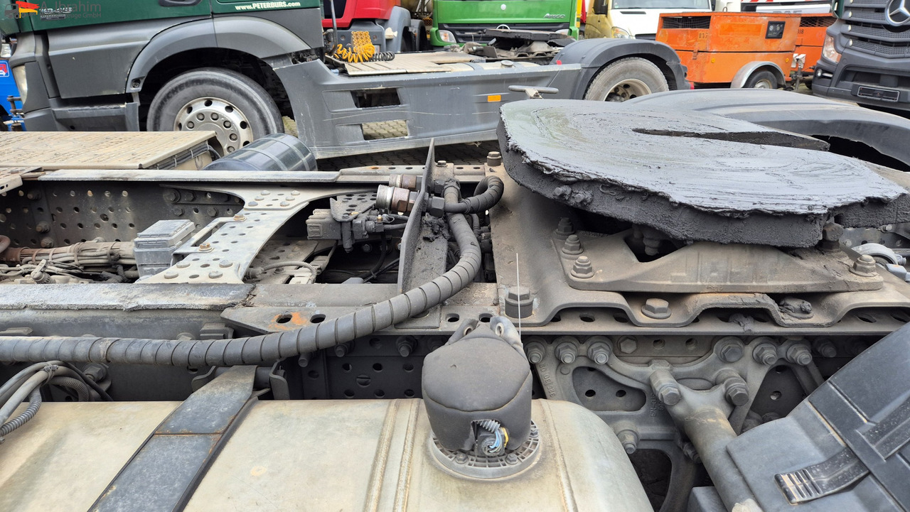 Mercedes-Benz 1840 mehrfach vorhanden - Xe đầu kéo: hình 5 Mercedes-Benz 1840 mehrfach vorhanden - Xe đầu kéo: hình 5