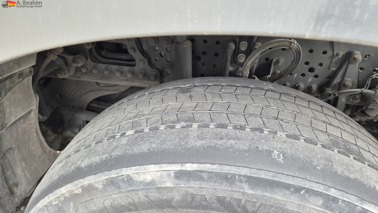 Mercedes-Benz 1840 mehrfach vorhanden - Xe đầu kéo: hình 4 Mercedes-Benz 1840 mehrfach vorhanden - Xe đầu kéo: hình 4