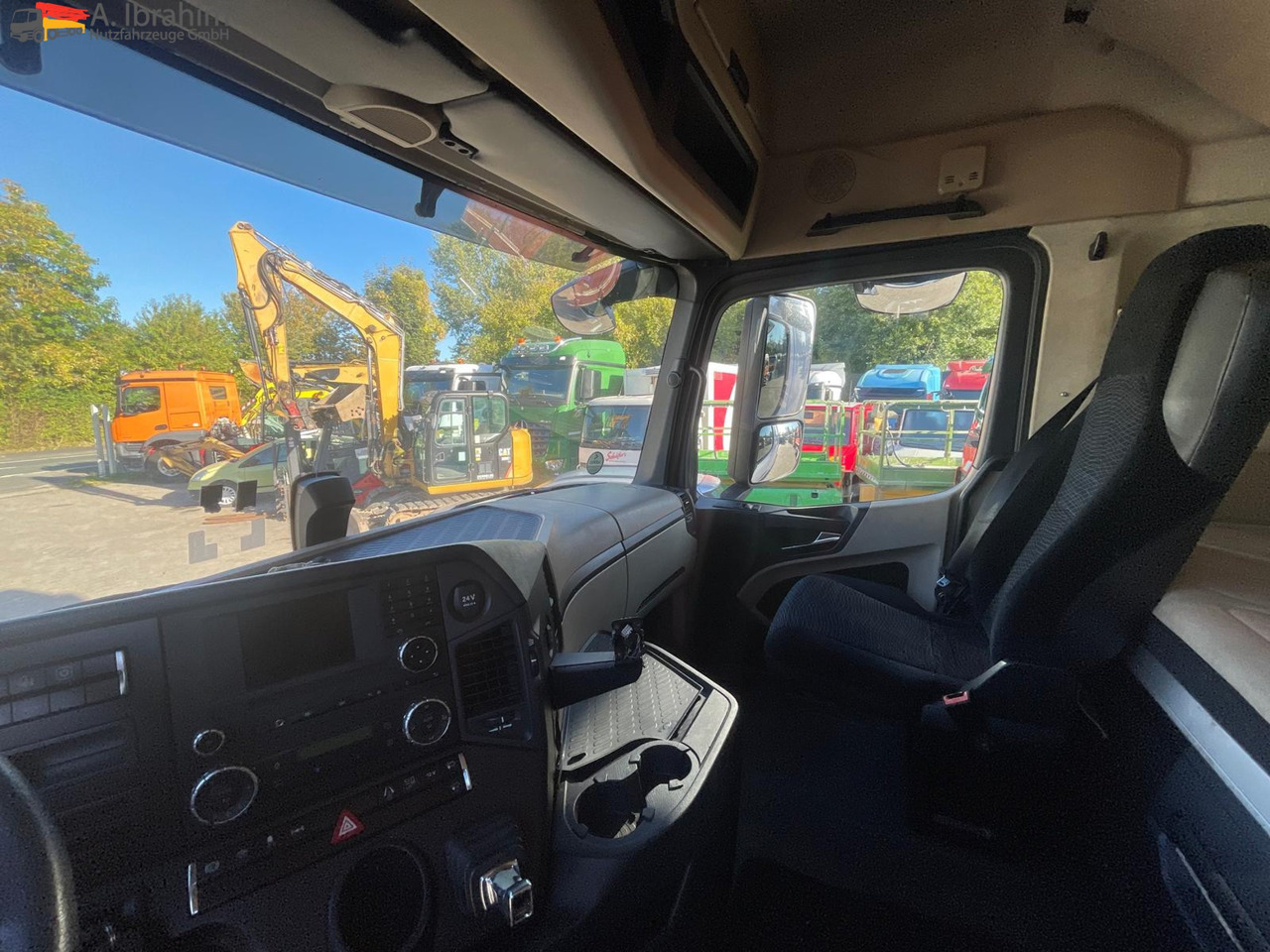 Mercedes-Benz 1842 LS Retarder Klima, Zustand gut, fehlerfrei deutsches Fahrzeug - Xe đầu kéo: hình 5 Mercedes-Benz 1842 LS Retarder Klima, Zustand gut, fehlerfrei deutsches Fahrzeug - Xe đầu kéo: hình 5