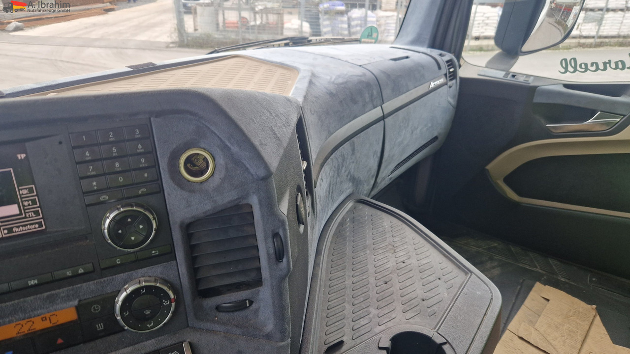 Mercedes-Benz 1845 Kipphydraulik - Xe đầu kéo: hình 3 Mercedes-Benz 1845 Kipphydraulik - Xe đầu kéo: hình 3
