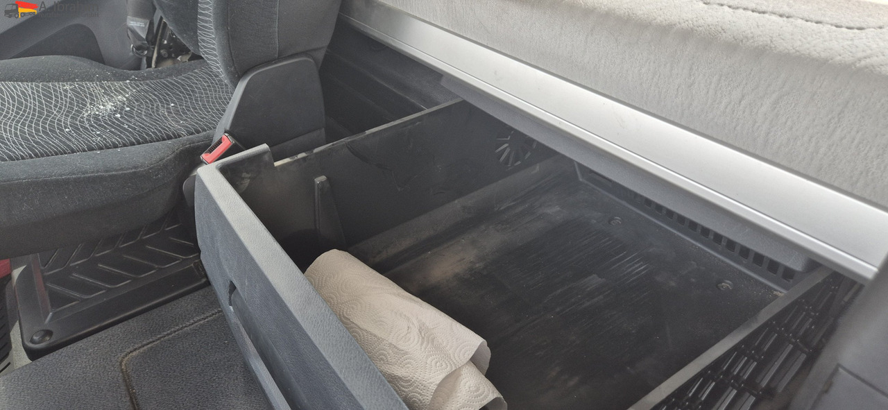 Mercedes-Benz DB 1842H 4x4 Hydrodrive Scheckheft bei Mercedes - Xe đầu kéo: hình 3 Mercedes-Benz DB 1842H 4x4 Hydrodrive Scheckheft bei Mercedes - Xe đầu kéo: hình 3