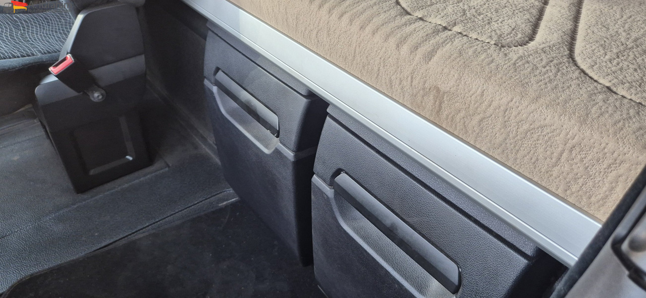 Mercedes-Benz DB 2853 4x4x2H Retarder - Xe đầu kéo: hình 3 Mercedes-Benz DB 2853 4x4x2H Retarder - Xe đầu kéo: hình 3