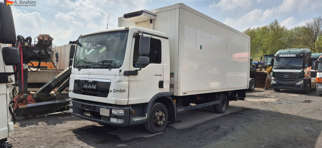 MAN TGL 8.150 4X2 BL Unfallschaden bedingt fahrbereit, Motor ok - Xe tải nhỏ: hình 1 MAN TGL 8.150 4X2 BL Unfallschaden bedingt fahrbereit, Motor ok - Xe tải nhỏ: hình 1