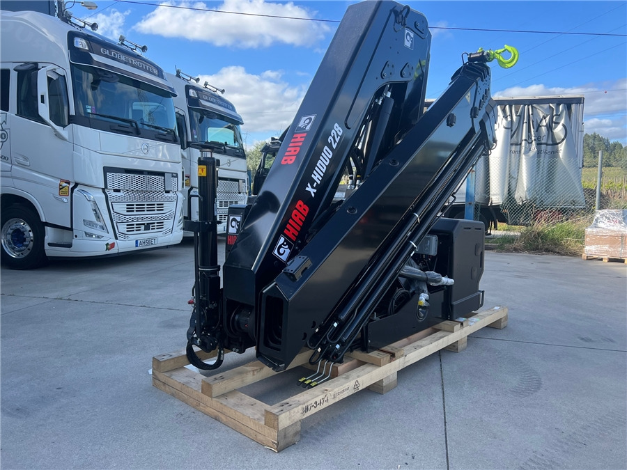 HIAB 228B-4 X-HIDUO - Cẩu gấp: hình 3 HIAB 228B-4 X-HIDUO - Cẩu gấp: hình 3