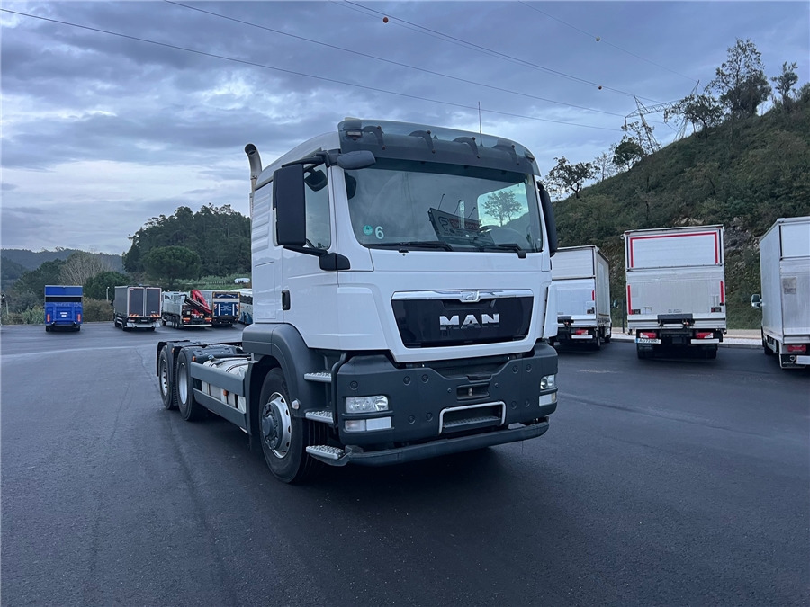 MAN TGS 28.360 BL E5 - Xe tải khung gầm: hình 1 MAN TGS 28.360 BL E5 - Xe tải khung gầm: hình 1