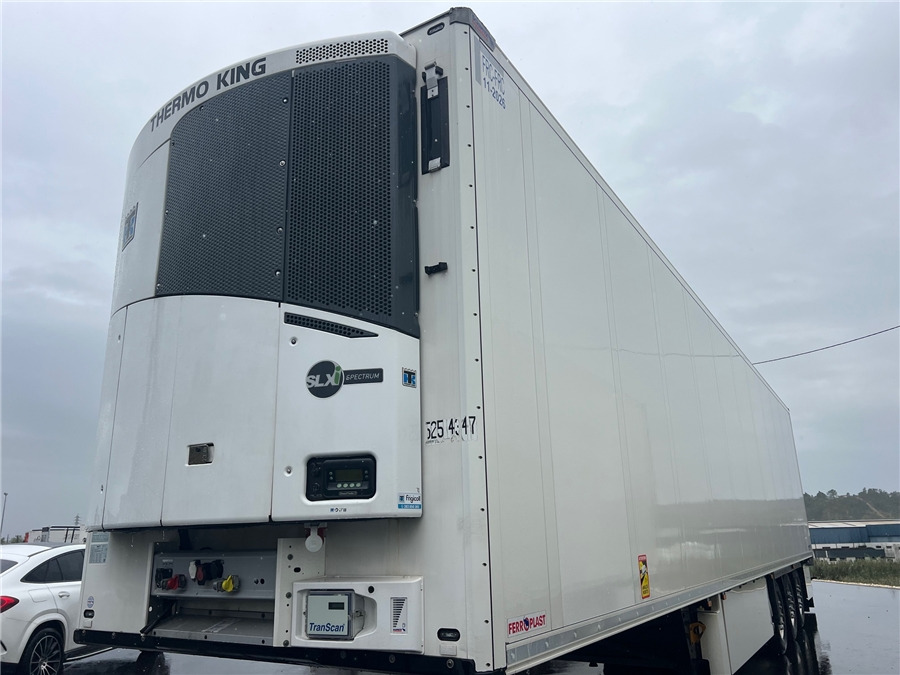 SCHMITZ CARGOBULL SCB-S3B - Sơ mi rơ moóc đông lạnh: hình 2 SCHMITZ CARGOBULL SCB-S3B - Sơ mi rơ moóc đông lạnh: hình 2