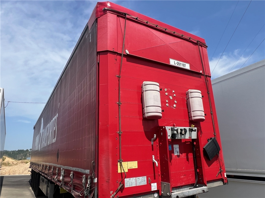 SCHMITZ CARGOBULL SCB-S3T TETO ELEVAR - Sơ mi rơ moóc mui bạt: hình 2 SCHMITZ CARGOBULL SCB-S3T TETO ELEVAR - Sơ mi rơ moóc mui bạt: hình 2