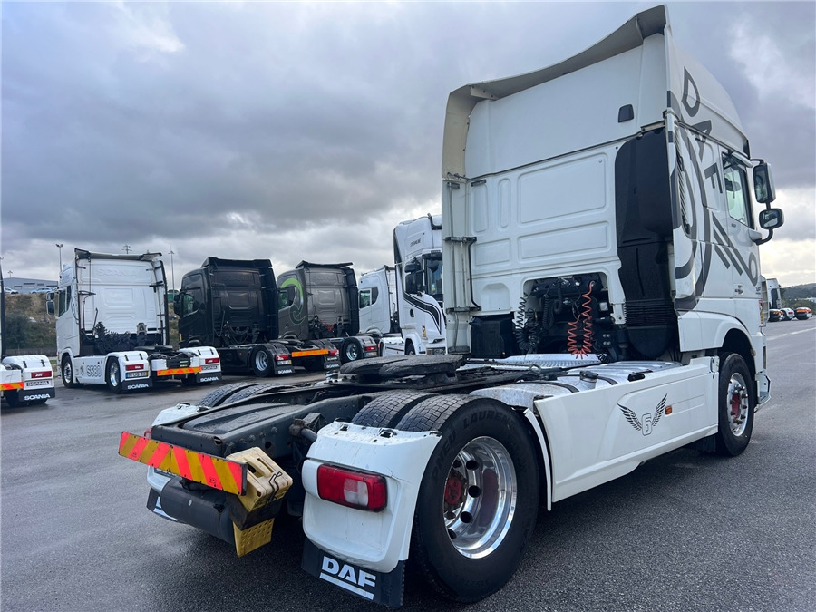 DAF XF 510 - Xe đầu kéo: hình 3 DAF XF 510 - Xe đầu kéo: hình 3