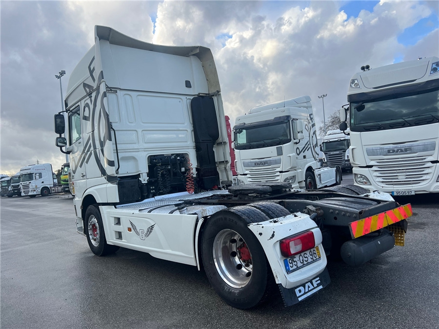 DAF XF 510 - Xe đầu kéo: hình 4 DAF XF 510 - Xe đầu kéo: hình 4
