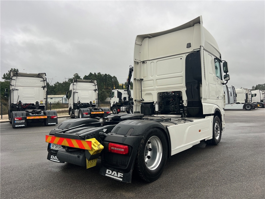 DAF XF 530 Retarder / Airparkoll - Xe đầu kéo: hình 4 DAF XF 530 Retarder / Airparkoll - Xe đầu kéo: hình 4