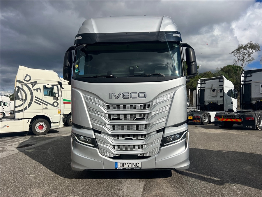 Iveco S-WAY 500 - Xe đầu kéo: hình 2 Iveco S-WAY 500 - Xe đầu kéo: hình 2