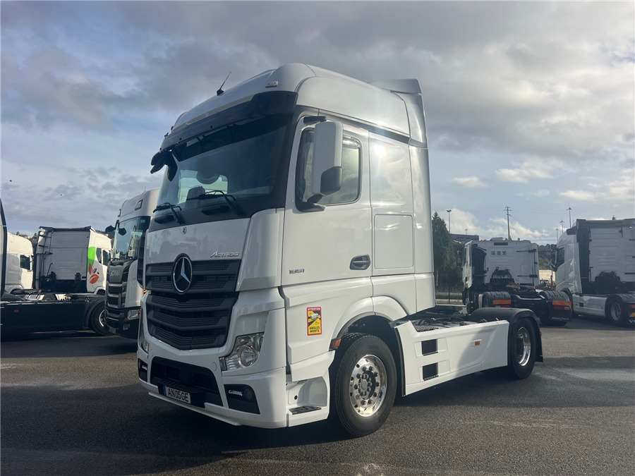 MERCEDES-BENZ 1851 / RETARDER - Xe đầu kéo: hình 3 MERCEDES-BENZ 1851 / RETARDER - Xe đầu kéo: hình 3