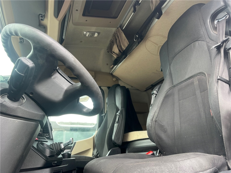 Xe đầu kéo MERCEDES-BENZ ACTROS 1845 LS: hình 5