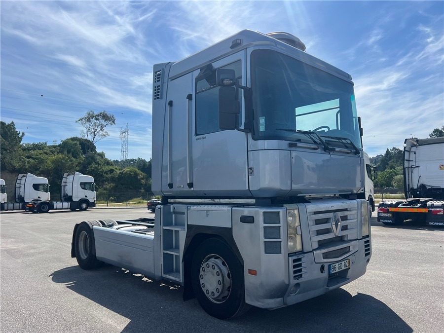 Renault AE 440 / MANUAL GEARBOX - Xe đầu kéo: hình 3 Renault AE 440 / MANUAL GEARBOX - Xe đầu kéo: hình 3