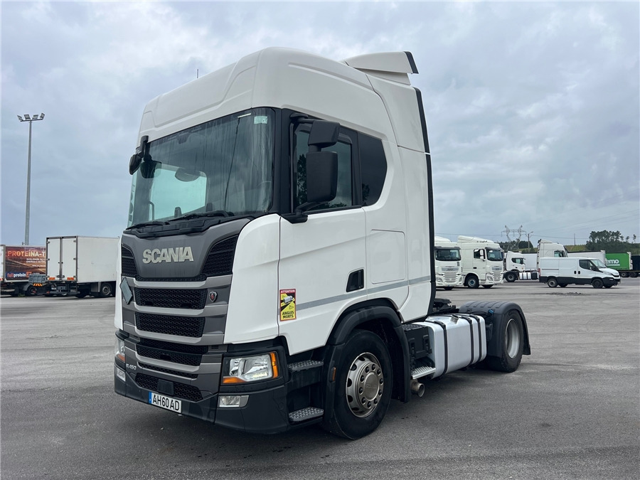 Scania R450 - Xe đầu kéo: hình 1 Scania R450 - Xe đầu kéo: hình 1