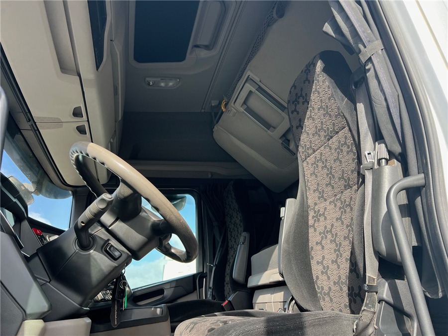 Xe đầu kéo Scania R450: hình 13