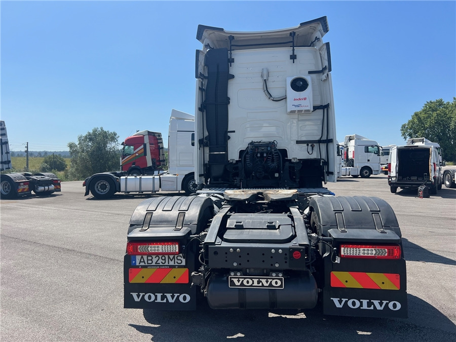 Volvo FH500 - Xe đầu kéo: hình 5 Volvo FH500 - Xe đầu kéo: hình 5