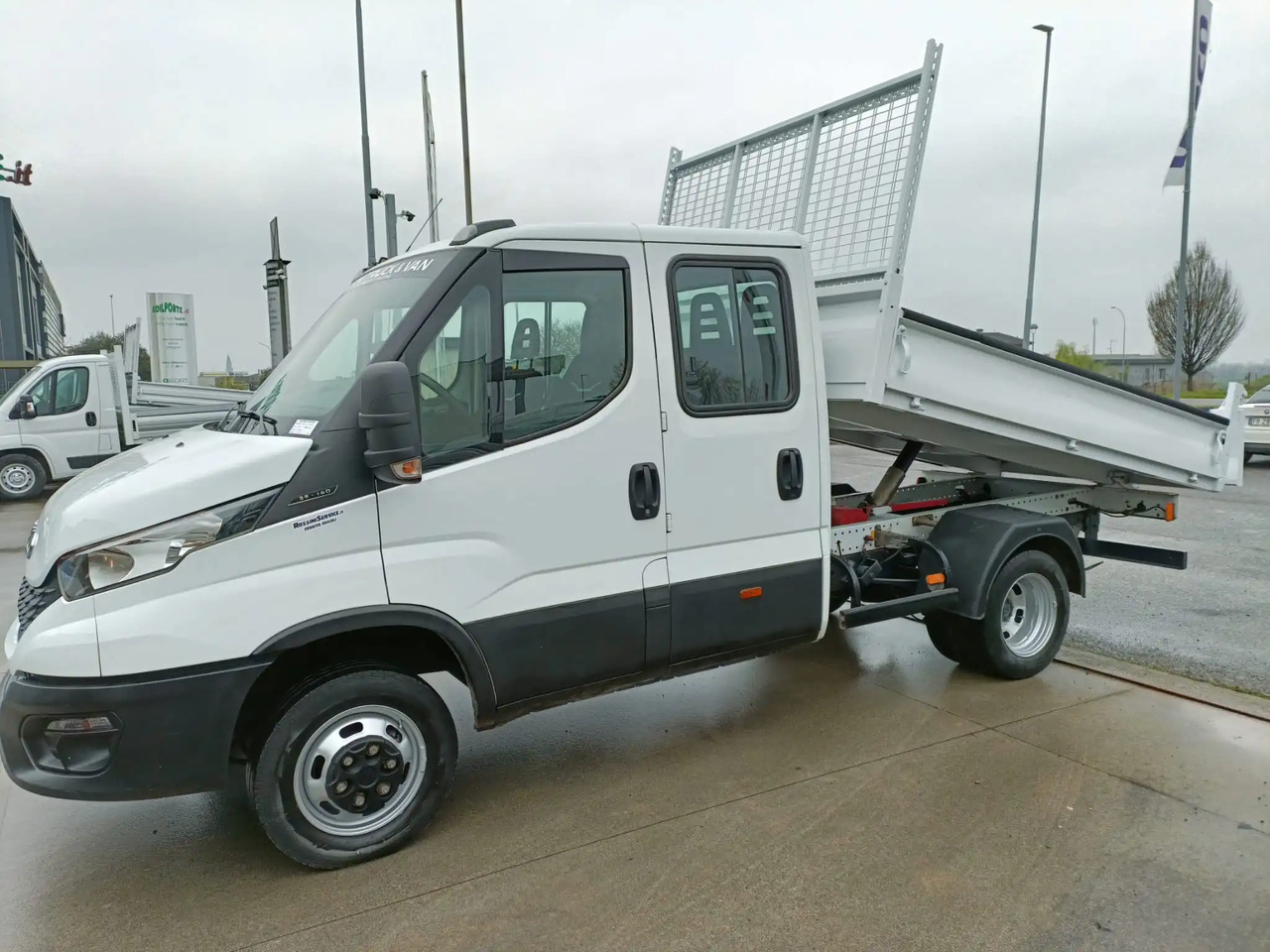IVECO DAILY 35C14 DOPPIA CABINA RIBALTABILE 2.3 - Xe ben nhỏ: hình 2 IVECO DAILY 35C14 DOPPIA CABINA RIBALTABILE 2.3 - Xe ben nhỏ: hình 2