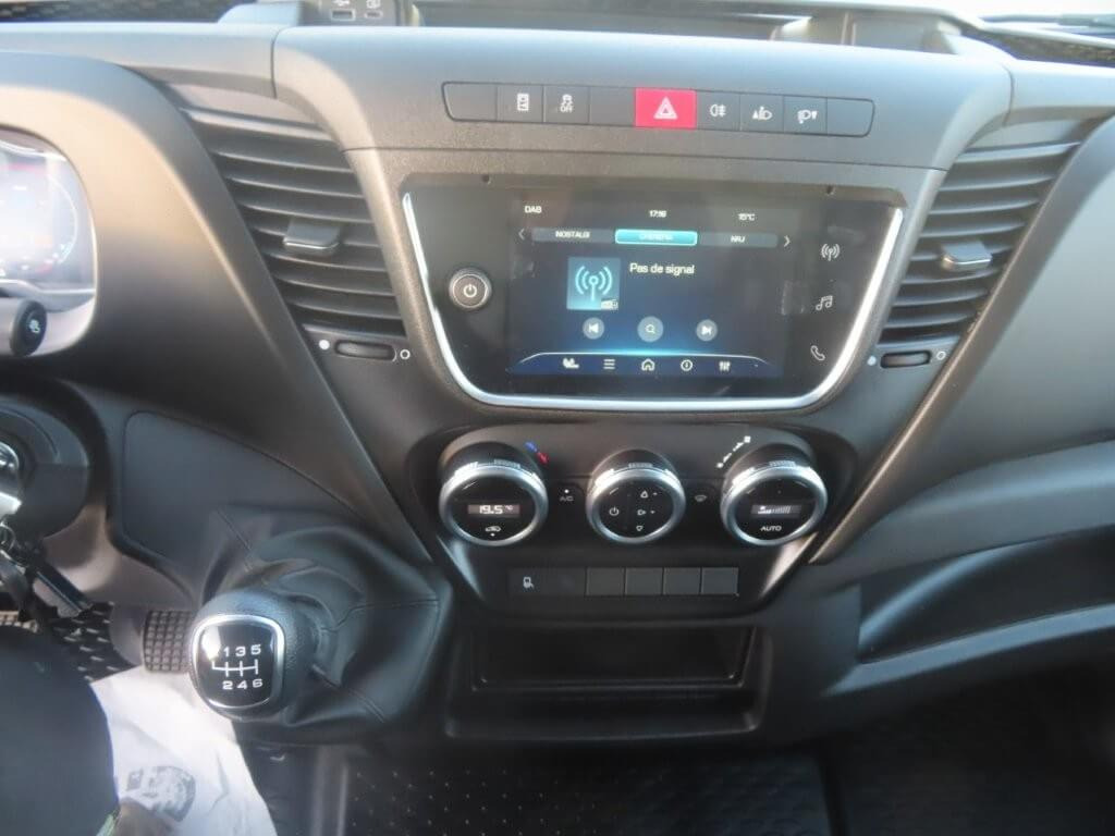 IVECO DAILY 35C16 3000 cc KM 0 - Xe tải nhỏ thùng kín: hình 3 IVECO DAILY 35C16 3000 cc KM 0 - Xe tải nhỏ thùng kín: hình 3