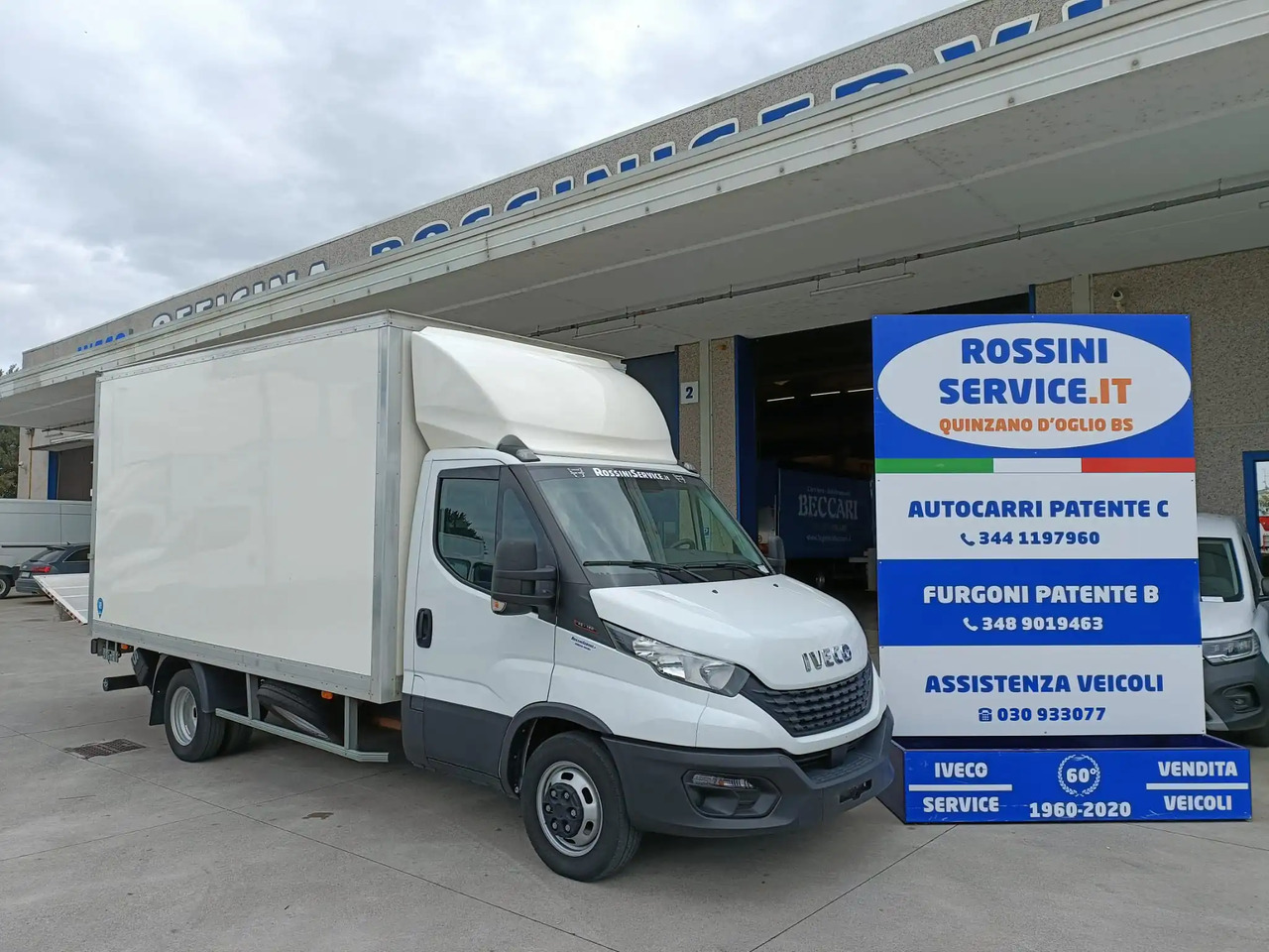IVECO DAILY 35C16 - Xe tải nhỏ thùng kín: hình 1 IVECO DAILY 35C16 - Xe tải nhỏ thùng kín: hình 1